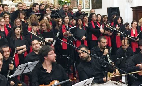 <h4>CORO CITTADINO DI TORRE DEL GRECO</h4></br><p>Torre del Greco</p> 10 coro 19