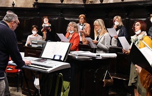 <h4>MARIA VERGINE ASSUNTA</h4></br><p>Revello</p> 1 coro 42