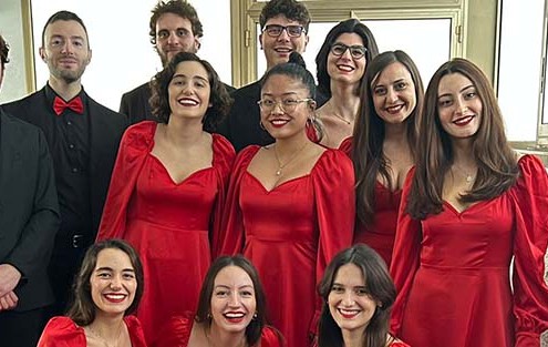 <h4>Coro MUSIKE’</h4></br><p>Roma</p> 8 coro 6