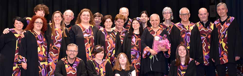 <h4>SERAPHIMS GOSPEL CHOIR</h4></br><p>Tirano (SO)</p> 83 coro2