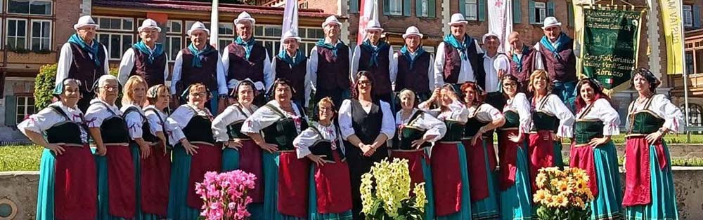 <h4>COLLINE VERDI TEATINE</h4></br><p>S. Giovanni Teatino (CH)</p> 18 CORO2